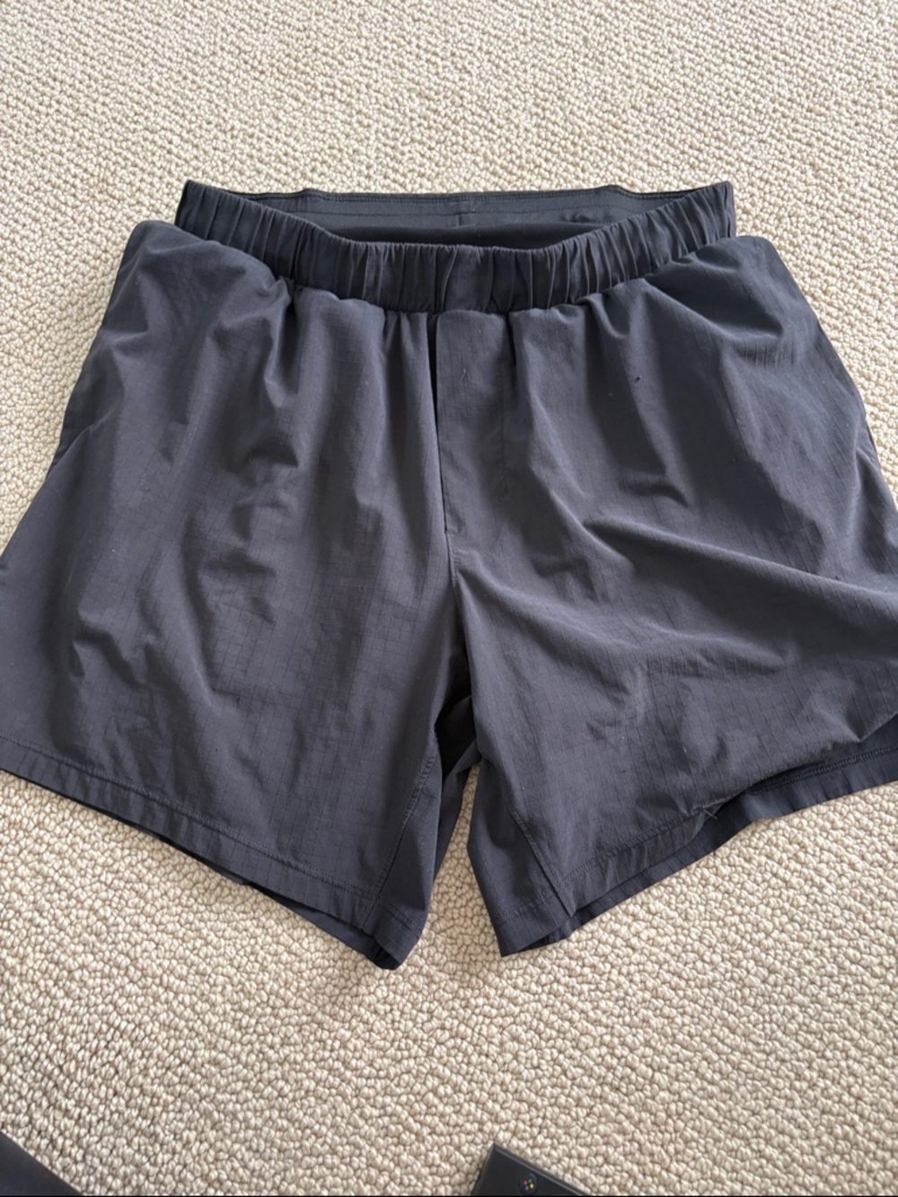 Lululemon men’s shorts size small